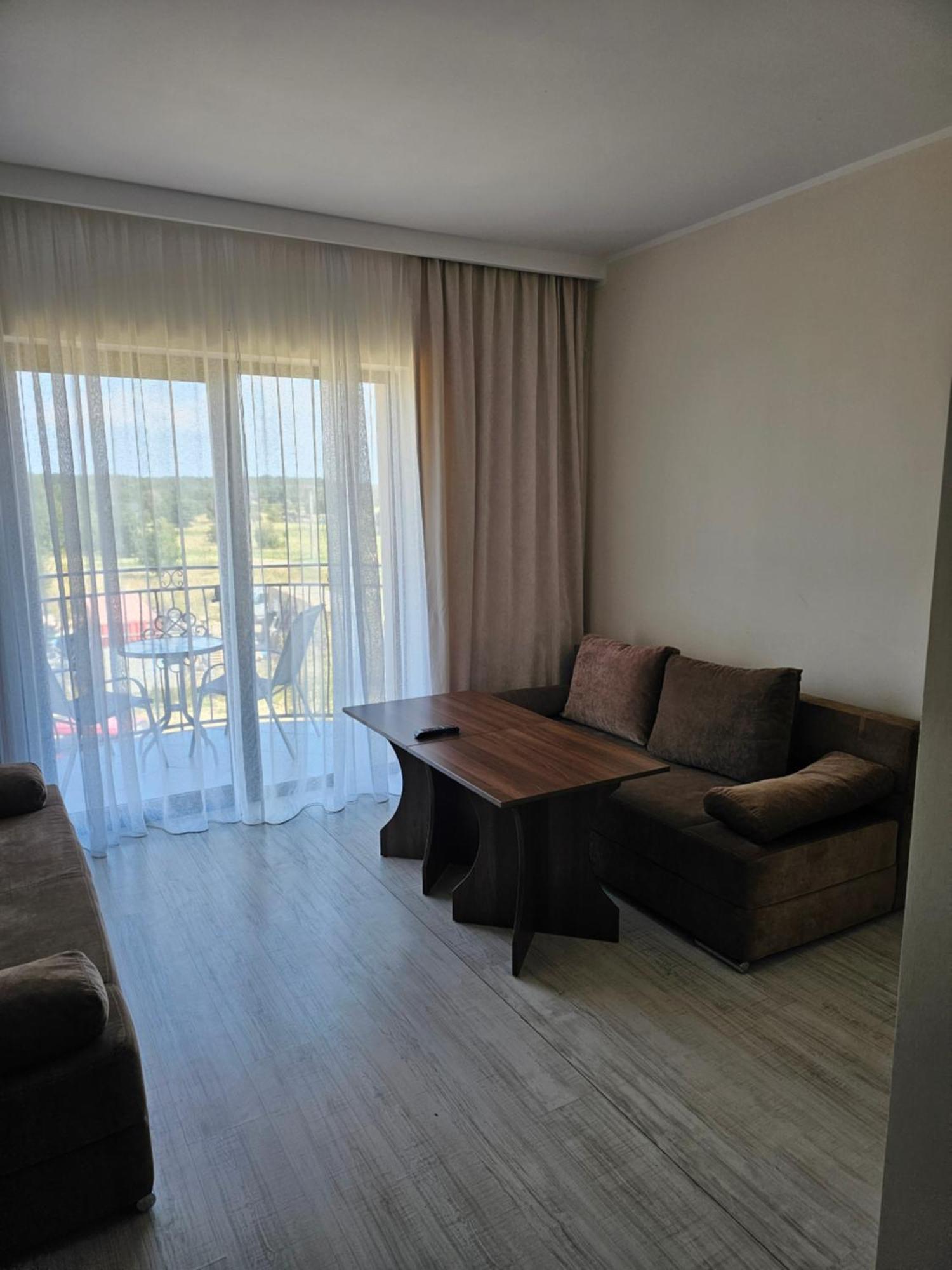 Dom Wczasowy Korona Rewal Exterior foto